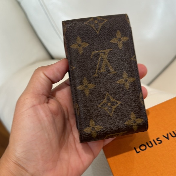Authentic LV pouch. - Picture 3 of 16